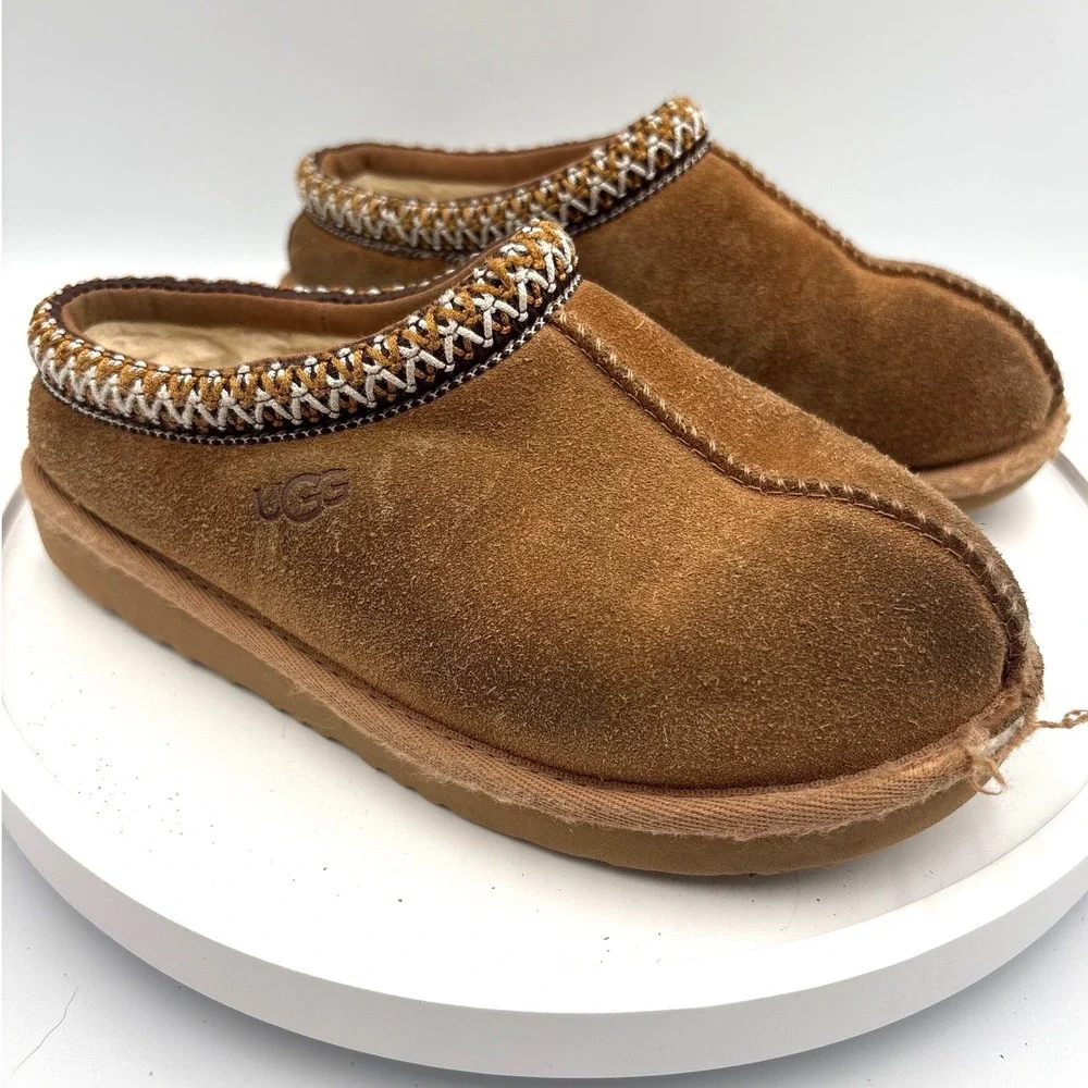 UGG Tasman Slippers Big Kids Size 1 Chestnut Boho Cozy Suede Braid Trim 10190
